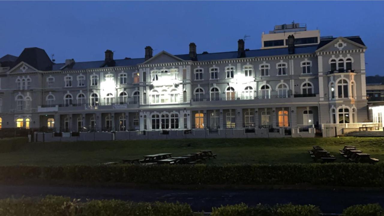 Royal Grosvenor Hotel Уестън сюпър Меър Екстериор снимка