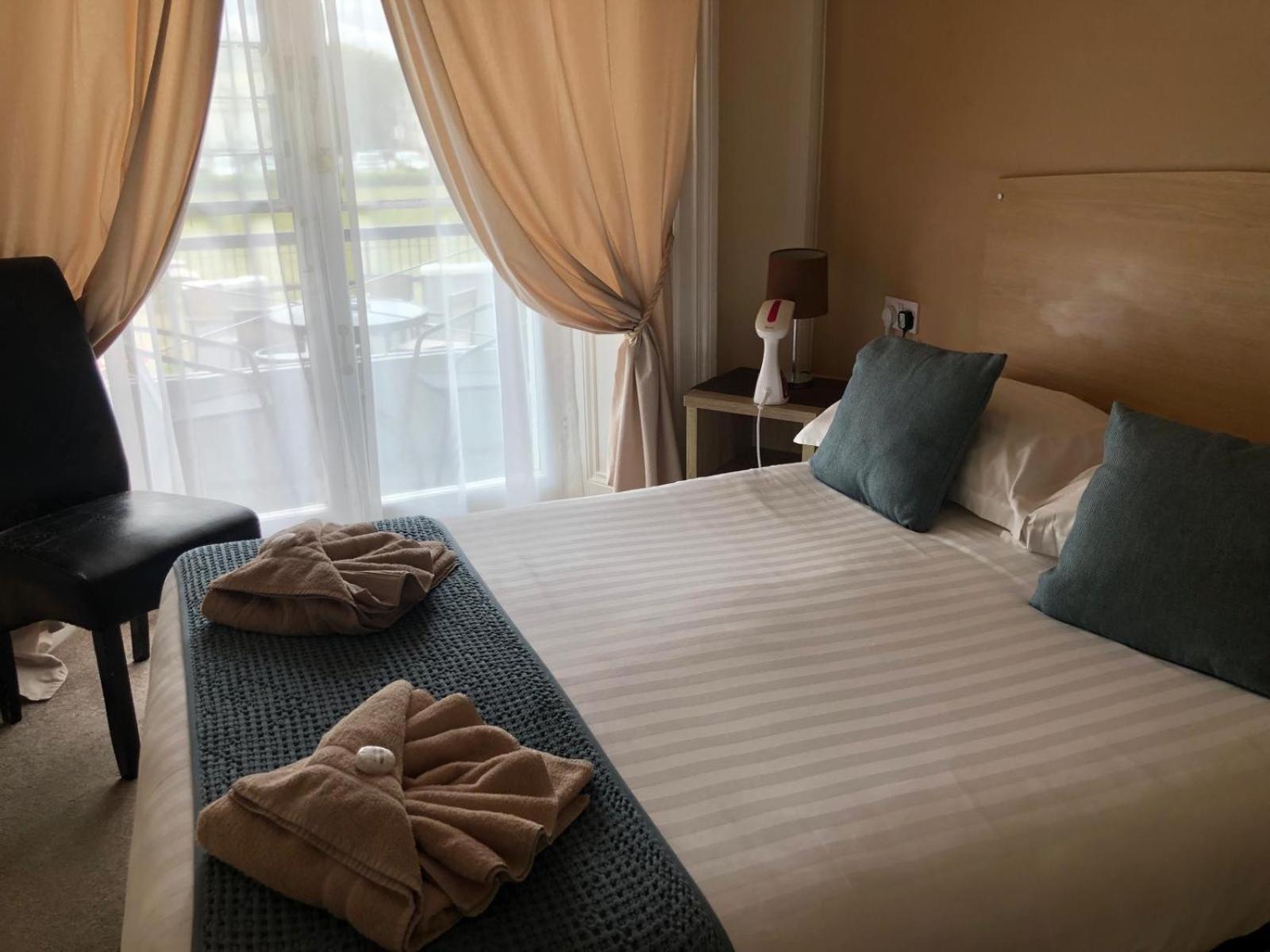 Royal Grosvenor Hotel Уестън сюпър Меър Екстериор снимка